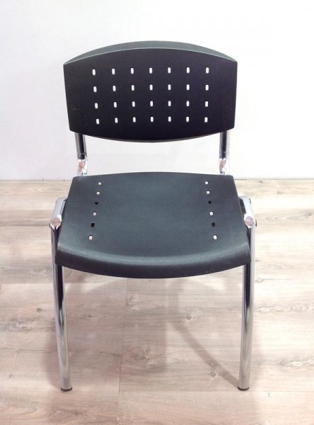 black-chair-2a